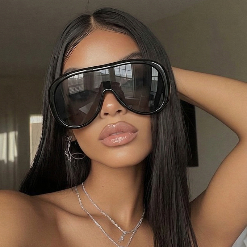 Oversized One Piece Large Fram - Sunglasses Cat Eye recension och pris